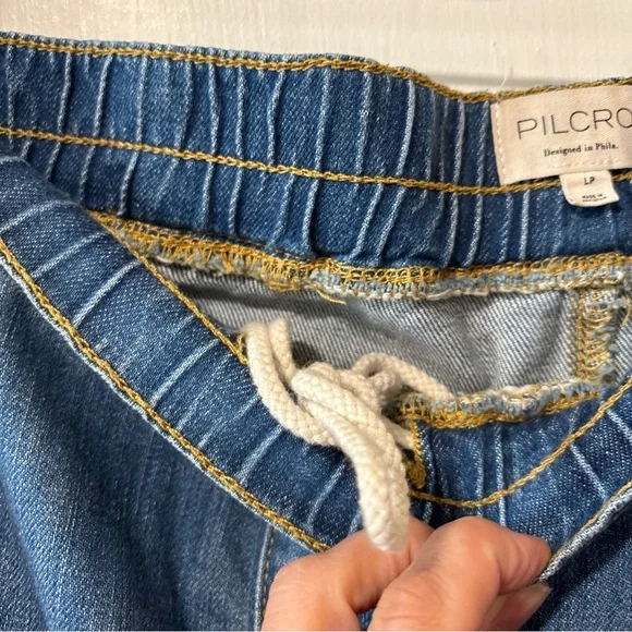 Anthropologie PILCRO The Izzie Relaxed Pull-On Barrel Denim Jeans Pants Size L P - Picture 4 of 11